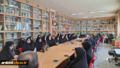 در پردیس بنت الهدی صدر اردبیل برگزار شد:

نشست انتخاباتی 