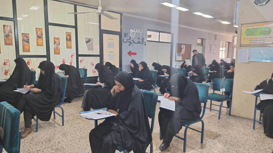 بازدید سرپرست مدیریت امور پردیس های استان اردبیل از روند امتحانات پردیس بنت الهدی صدر