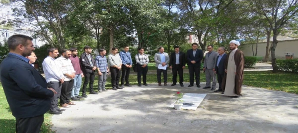 مراسم تجدید میثاق با شهدا