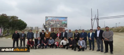 به مناسبت گرامیداشت هفته دفاع مقدس:

بازدید اساتید، کارکنان و دانشجومعلمان دانشگاه فرهنگیان اردبیل  از نمایشگاه دفاع مقدس