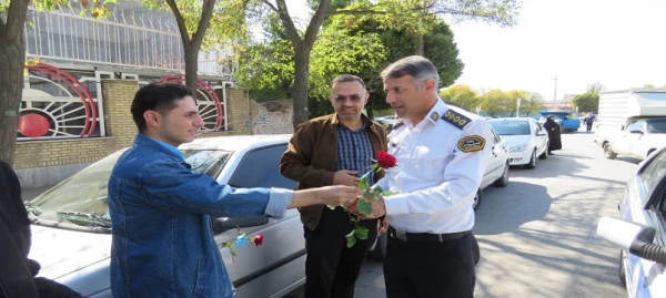 تقدیر از پرسنل نیروی انتظامی به مناسبت هفته فراجا
