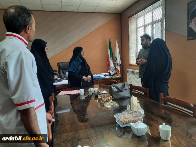 در پردیس بنت الهدی صدر برگزار شد:

جلسه سرپرست پردیس با مسئولان آشپزخانه