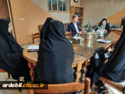 نشست صمیمی سرپرست پردیس بنت الهدی صدر با  اعضای شورای صنفی