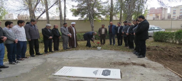 مراسم کلنگ زنی المان شهید گمنام