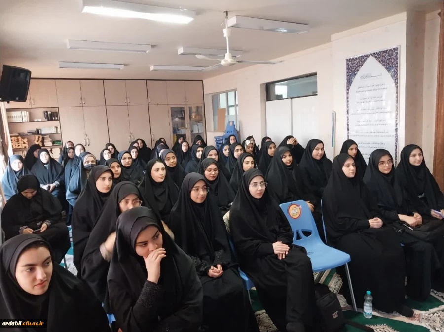  سلسله کارگاه های پیشگیری از آسیب های اجتماعی