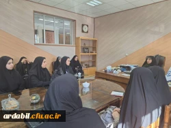 نشست صمیمی سرپرست پردیس بنت الهدی صدر با نمایندگان دانشجویی 