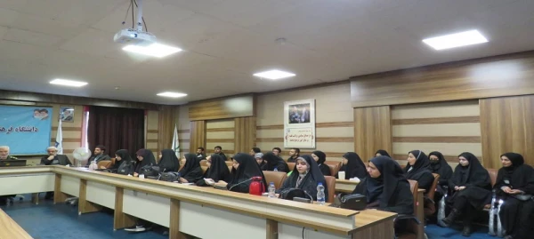 نشست صمیمانه مکتب اخلاص در دانشگاه فرهنگیان استان اردبیل