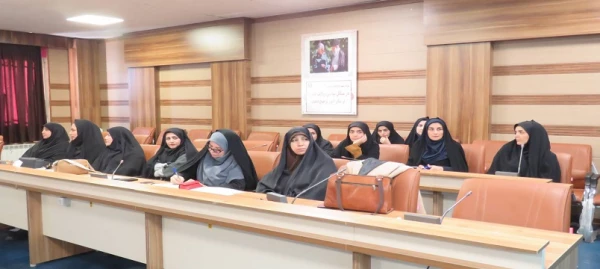 دوره بالندگی حرفه ای با موضوع نقش تغذیه و ورزش در سلامت جسم و روان کارکنان