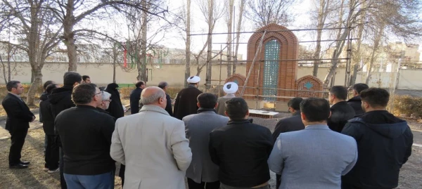 مراسم تجدید میثاق با شهدا و آرمان های امام شهدا، عطرافشانی و گلباران مزار شهید گمنام دانشگاه