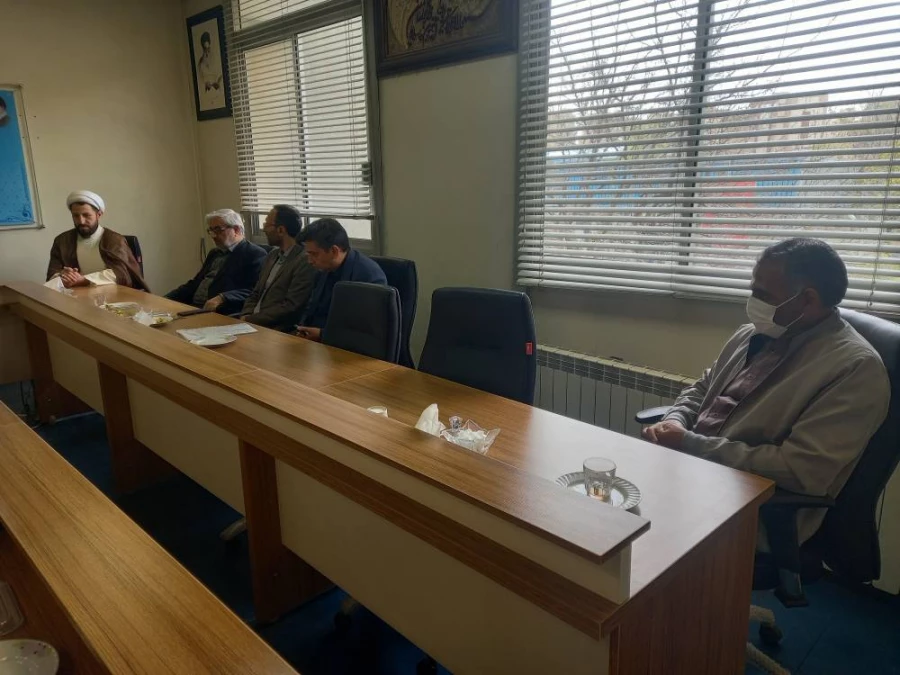 تجلیل از همکاران واحد منابع انسانی دانشگاه فرهنگیان استان اردبیل