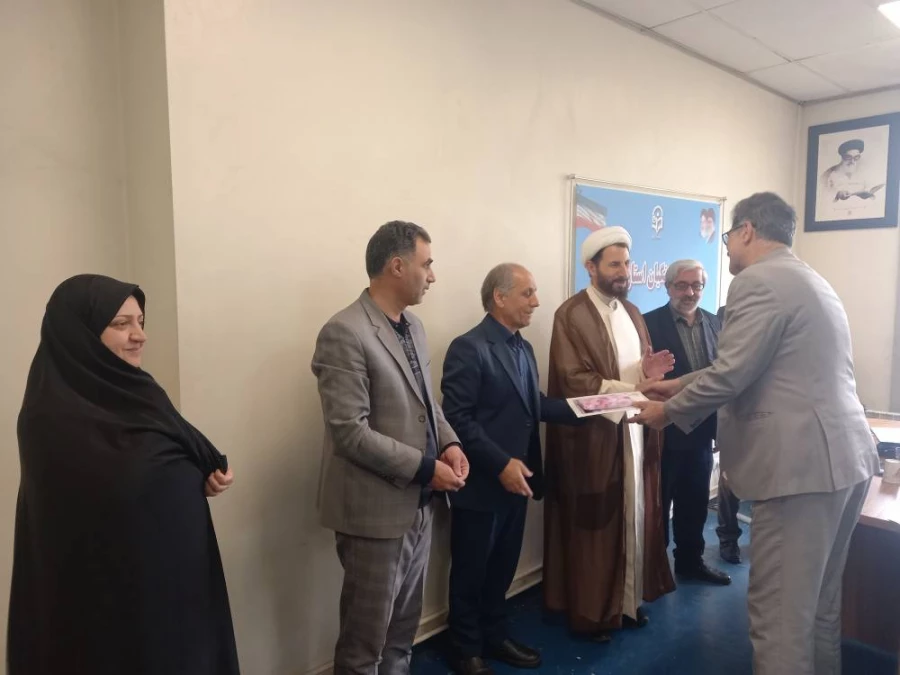 تجلیل از همکاران واحد منابع انسانی دانشگاه فرهنگیان استان اردبیل