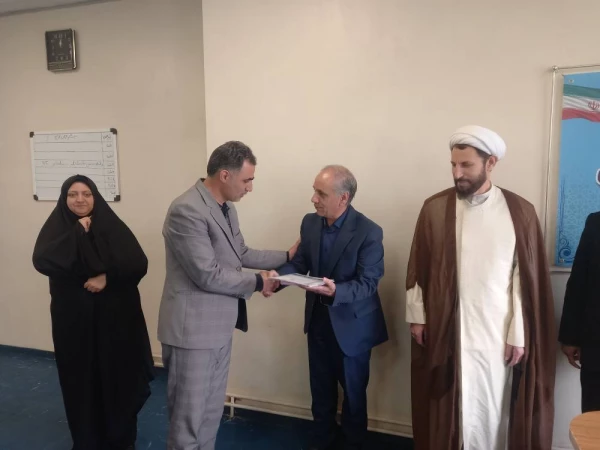 تجلیل از همکاران واحد منابع انسانی دانشگاه فرهنگیان استان اردبیل