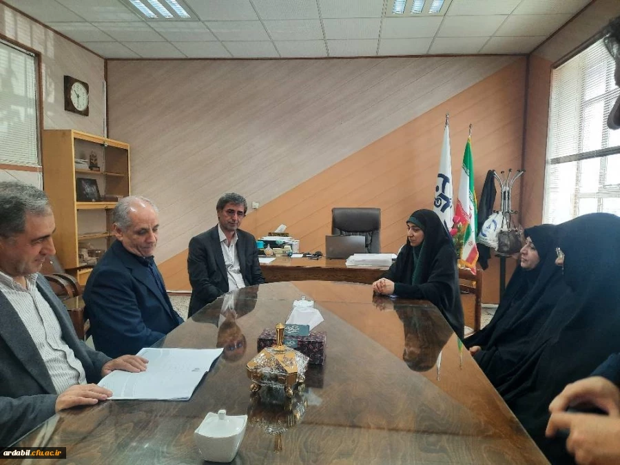 بازدید سرپرست معاون سیاسی استاندار از پردیس بنت الهدی صدر اردبیل