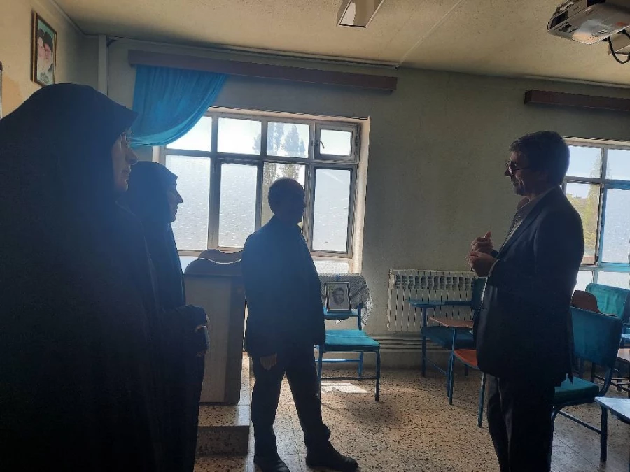 بازدید سرپرست معاون سیاسی استاندار از پردیس بنت الهدی صدر اردبیل