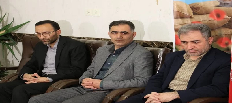 دیدار با نماینده ولی فقیه در استان و امام جمعه اردبیل در آستانه برگزاری اولین اجلاسیه شهدای دانشجومعلم استان اردبیل