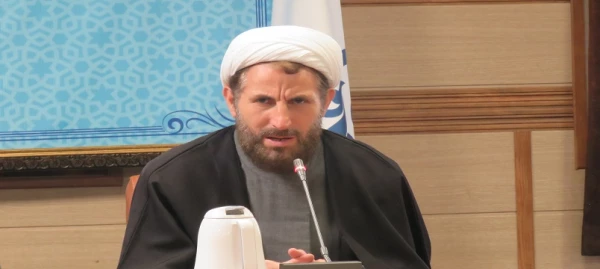   نشست بصیرتی با موضوع "تبیین جنگ تحمیلی اخیر" 2