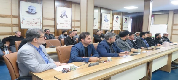   نشست بصیرتی با موضوع "تبیین جنگ تحمیلی اخیر" 5