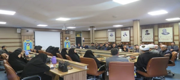   نشست بصیرتی با موضوع "تبیین جنگ تحمیلی اخیر" 3