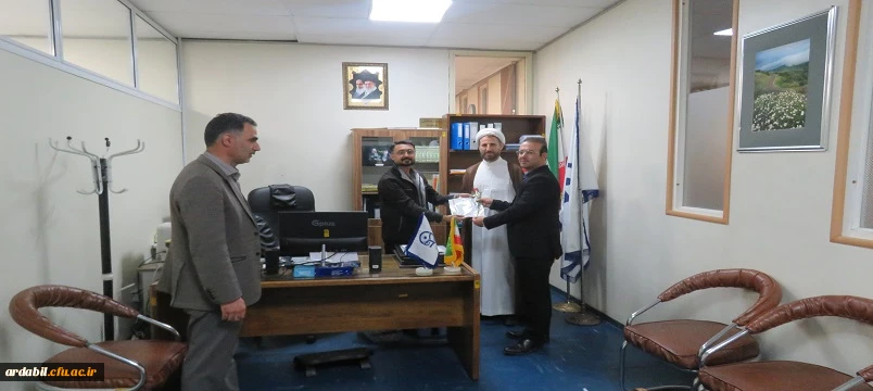 آیین تقدیر از کارکنان دانشگاه فرهنگیان اردبیل به مناسبت روز کارمند 13