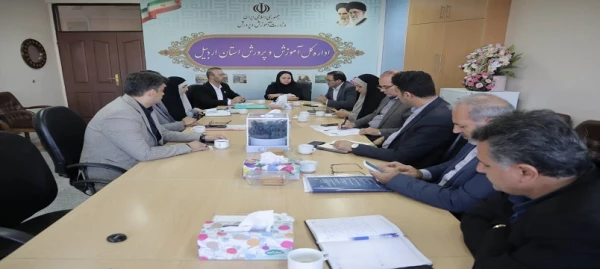 دومین جلسه کارگروه تحول دانشگاه فرهنگیان در اداره کل آموزش و پرورش استان اردبیل برگزار شد. 3