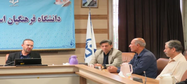 نشست صمیمی سرپرست دانشگاه با کارکنان پردیس علامه طباطبایی 3