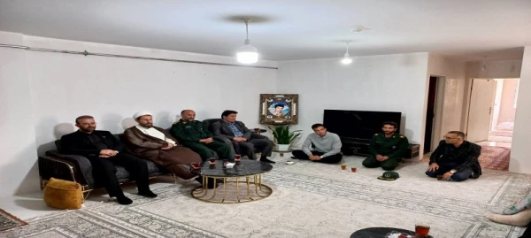 دیدار دانشگاهیان دانشگاه فرهنگیان اردبیل با خانواده شهید الله وردی عالی نژاد 4