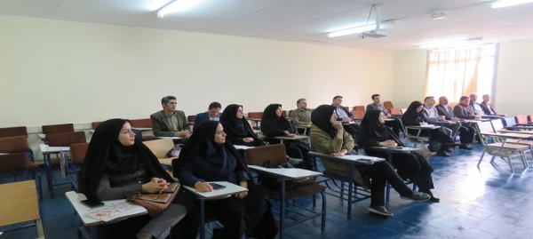 نشست توانمندسازی اساتید کارورزی در دانشگاه فرهنگیان اردبیل برگزار شد 5