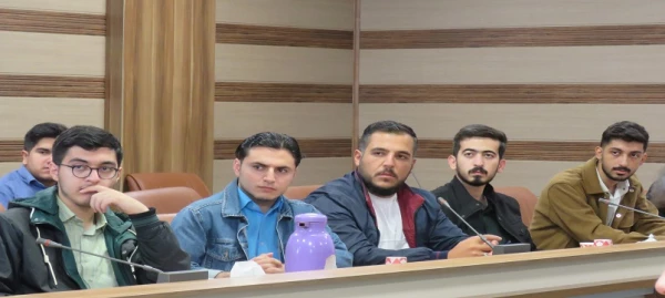 ایران اسلامی، الگویی بی نظیر از مقاومت در برابر زیاده خواهی های آمریکا 3