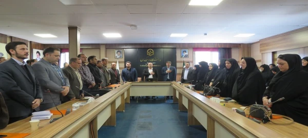 برگزاری کارگاه توجیهی مدیران و معلمان راهنمای مدارس مجری کارورزی 8