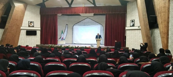 آیین استقبال از ورودی های جدید رشته زبان انگلیسی در پردیس بنت الهدی صدر اردبیل برگزار شد 7