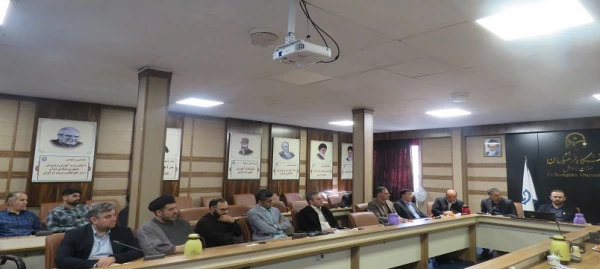 نشست بسیج اساتید با موضوع آموزه های تربیتی نهج البلاغه 3