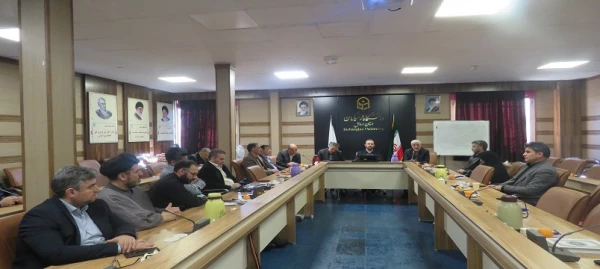 نشست بسیج اساتید با موضوع آموزه های تربیتی نهج البلاغه 4