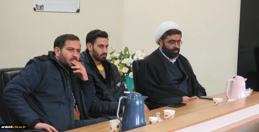 نشست صمیمی سرپرست دانشگاه فرهنگیان استان اردبیل با مسئول ناحیه بسیج دانشجویی استان و هیات همراه 3