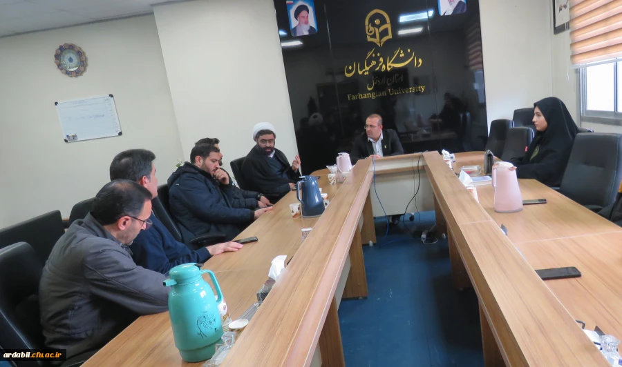 نشست صمیمی سرپرست دانشگاه فرهنگیان استان اردبیل با مسئول ناحیه بسیج دانشجویی استان و هیات همراه 4