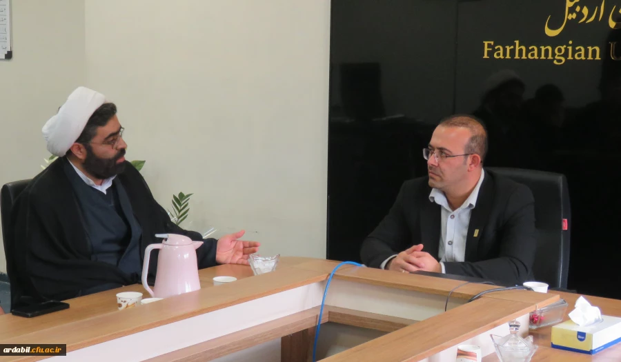 نشست صمیمی سرپرست دانشگاه فرهنگیان استان اردبیل با مسئول ناحیه بسیج دانشجویی استان و هیات همراه 5