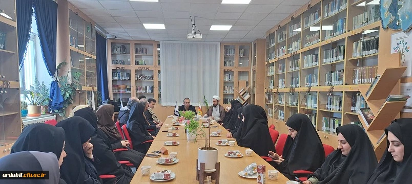 آیین تکریم معاون آموزشی، فرهنگی و پژوهشی دانشکده علوم تربیتی بنت الهدی صدر 2