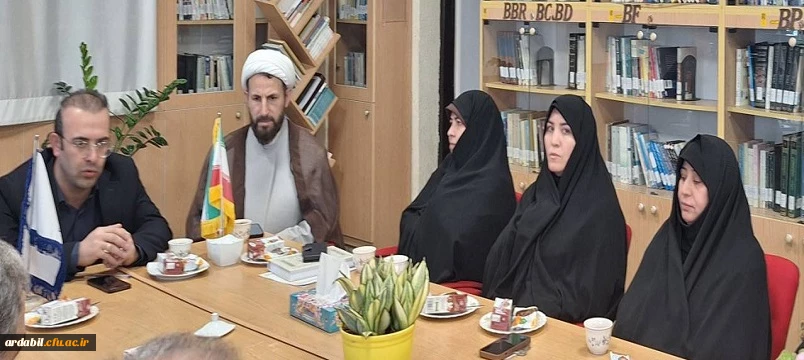 آیین تکریم معاون آموزشی، فرهنگی و پژوهشی دانشکده علوم تربیتی بنت الهدی صدر 3