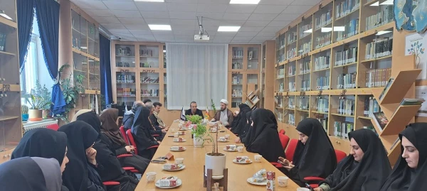 آیین تکریم معاون آموزشی، فرهنگی و پژوهشی دانشکده علوم تربیتی بنت الهدی صدر 3