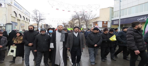 حضور پرشور دانشگاه فرهنگیان استان اردبیل در راهپیمایی یوم الله ۲۲ بهمن 7