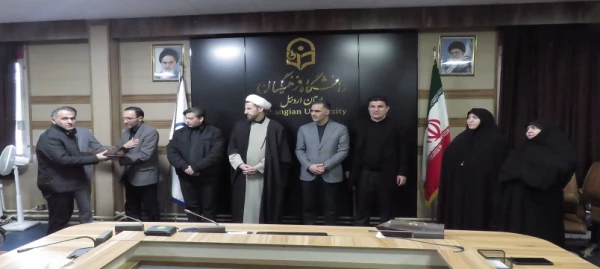 تجلیل از خانواده شاهد دانشگاه فرهنگیان اردبیل به مناسبت روز شهید 9