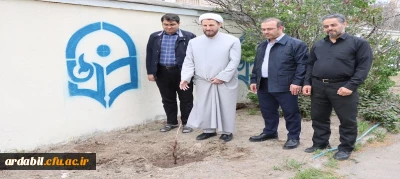 غرس نهال به یاد رهبر شهید امت، آیت الله خامنه ای (رضوان الله علیه) در دانشگاه فرهنگیان استان 