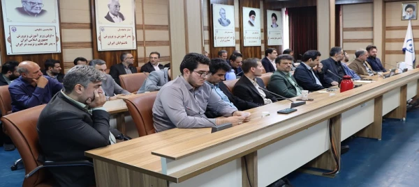برگزاری نشست تبیینی با عنوان نشانه ها در غبار زمان  3