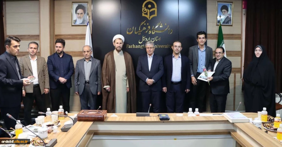 برگزاری مراسم سرآمد آموزشی و بزرگداشت مقام شامخ معلم
 4