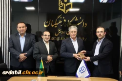 برگزاری مراسم سرآمد آموزشی و بزرگداشت مقام شامخ معلم
 6