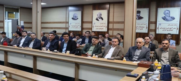 برگزاری مراسم سرآمد آموزشی و بزرگداشت مقام شامخ معلم
 7