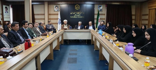 برگزاری مراسم سرآمد آموزشی و بزرگداشت مقام شامخ معلم
 8