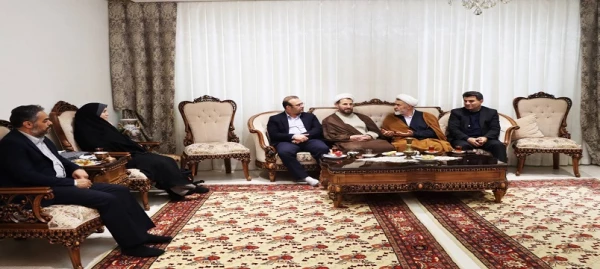 دیدار و تکریم حجت الاسلام  زین العابدین سعادتی، رئیس پیشین دانشگاه فرهنگیان استان اردبیل به مناسبت هفته معلم
 2