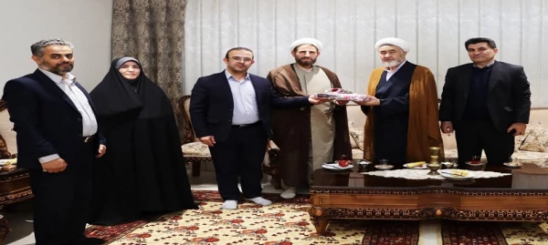 دیدار و تکریم حجت الاسلام  زین العابدین سعادتی، رئیس پیشین دانشگاه فرهنگیان استان اردبیل به مناسبت هفته معلم
 4