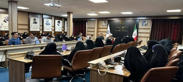 برگزاری نشست پیوند پایدار : هنر باهم بودن و مهارت ورزی در یک زندگی امن
 4